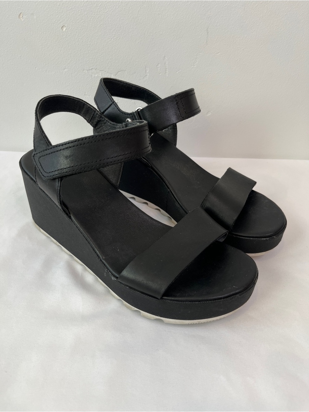 Sorel Cameron Leather Platform Wedge Sandals Black Ankle Strap Womens Size 8
